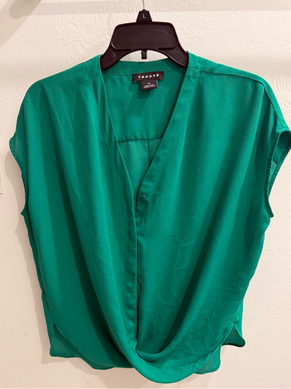 Trouve Emerald Draped V-Neck Sleeveless Blouse